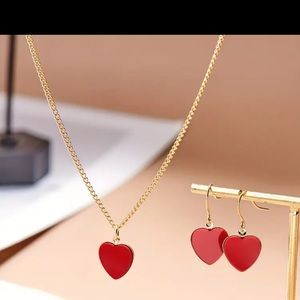 Mother’s Day cute Red heart necklace and earrings jewelry set gold tone NWT